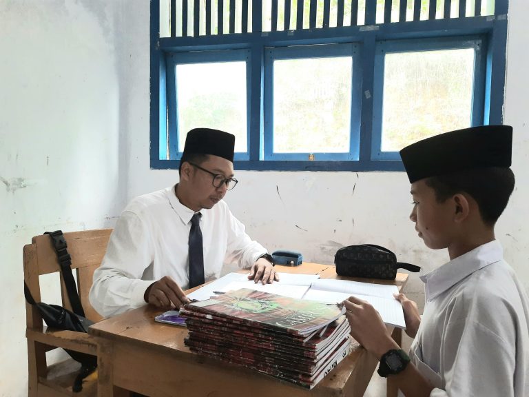 Jelang Ujian, MTs Darul Amanah Gelar Taftisul Kutub