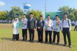 Thumbnail for the post titled: Bupati Kendal Serahkan Penghargaan Guru MTs Darul Amanah Peraih Juara 1 Lomba HAB Kemenag Kabupaten Kendal